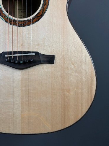 Eko Wow A800E SO Spruce/Ovangkol