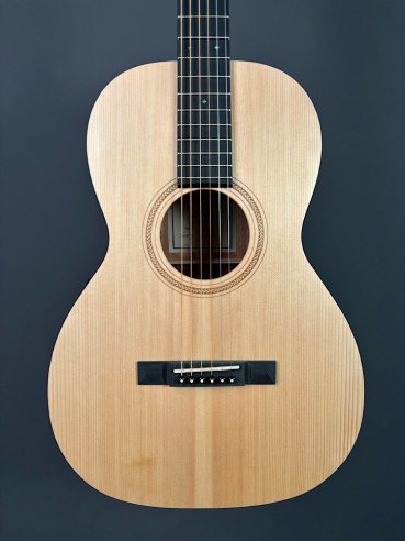 Sigmaguitars 00MSE Chitarra Folk Elettrificata