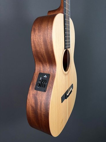 Sigmaguitars 00MSE Chitarra Folk Elettrificata