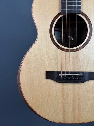 Crafter MINO Black Walnut Chitarra Folk Elettrificata w/Gig Bag