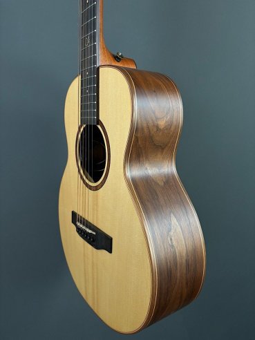 Crafter MINO Black Walnut Chitarra Folk Elettrificata w/Gig Bag