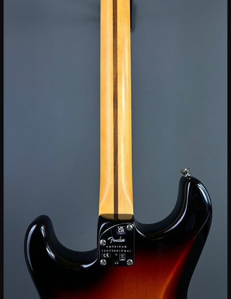 Fender American Professional II Stratocaster HSS RW 3 Color Sunburst 0113900700