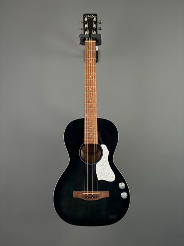 Art & Lutherie Roadhouse HG Indigo Burst Q-Discrete