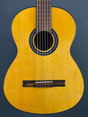 Gewa VGS Student Chitarra Classica Abete Elettrificata 4/4