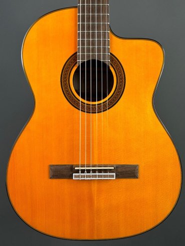 Takamine GC5CE Nat Chitarra Classica Elettrificata