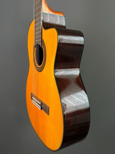 Takamine GC5CE Nat Chitarra Classica Elettrificata