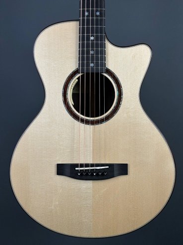 Lakewood A32CP Chitarra Folk Elettrificata