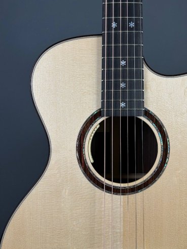 Lakewood A32CP Chitarra Folk Elettrificata