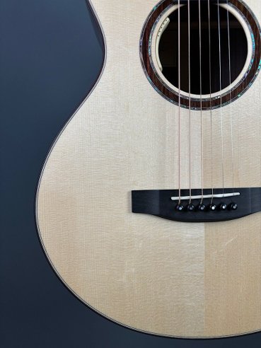 Lakewood A32CP Chitarra Folk Elettrificata