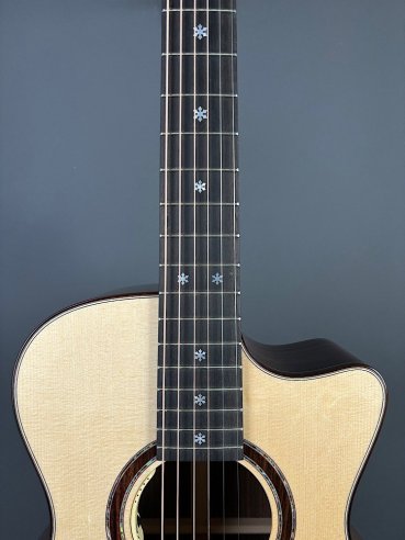 Lakewood A32CP Chitarra Folk Elettrificata