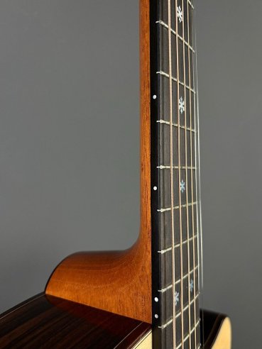 Lakewood A32CP Chitarra Folk Elettrificata