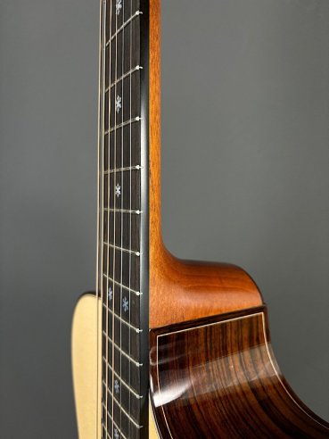 Lakewood A32CP Chitarra Folk Elettrificata