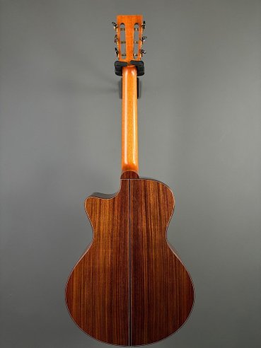 Lakewood A32CP Chitarra Folk Elettrificata