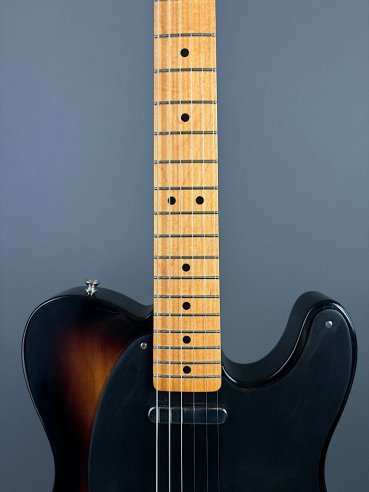 Fender Classic Series '50 Telecaster Maple Fingerboard 2 Color Sunburst . MX16708644