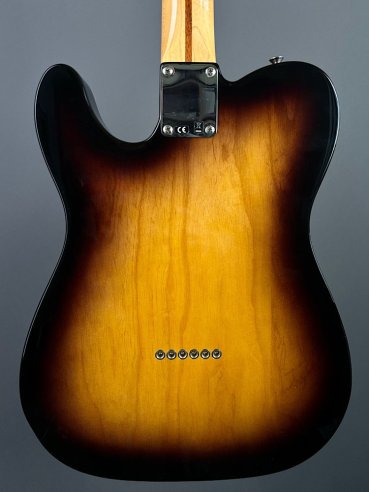 Fender Classic Series '50 Telecaster Maple Fingerboard 2 Color Sunburst . MX16708644