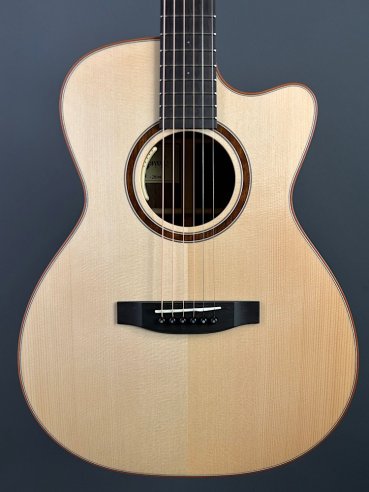 Lakewood M18CP Chitarra Folk Elettrificata