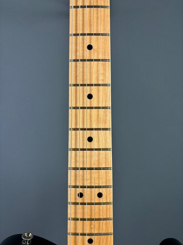 Fender American Standard Telecaster Maple Fingerboard 3 Color Sunburst SN US16082582