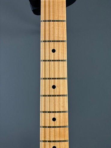 Fender American Standard Telecaster Maple Fingerboard 3 Color Sunburst SN US16082582