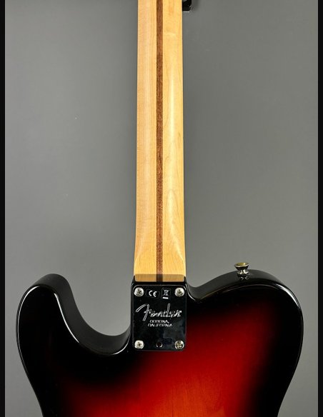 Fender American Standard Telecaster Maple Fingerboard 3 Color Sunburst SN US16082582