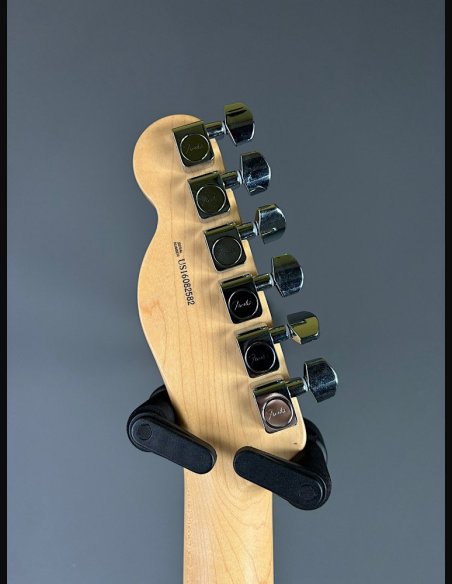 Fender American Standard Telecaster Maple Fingerboard 3 Color Sunburst SN US16082582