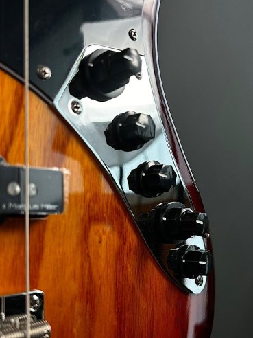 Sire Marcus Miller V7 Vintage Swamp Ash-4 (2nd Gen) Tobacco Sunburst Basso Elettrico