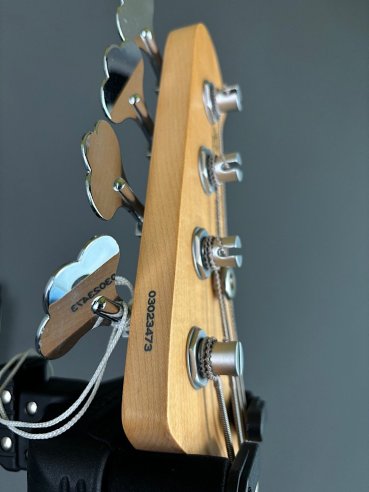 Lakland Skyline 4401 Sb Maple Basso Elettrico