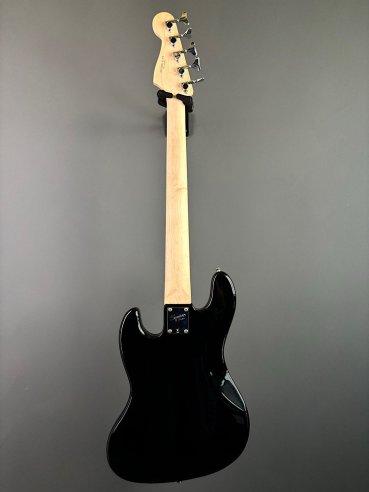 Squier Affinity Series Jazz Bass V Strings Black
