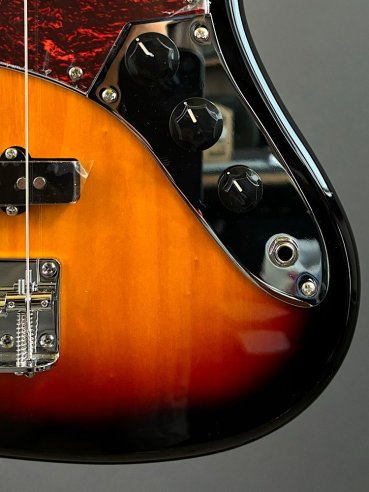 Eko VJB-200 Sunburst 4C Basso Elettrico