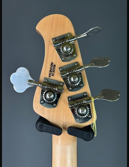 Music Man Sterling Ray 34 Black Rosewood Black Pickguard