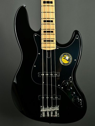 Sire Marcus Miller V7 Vintage Alder-4 (2nd Gen) Black