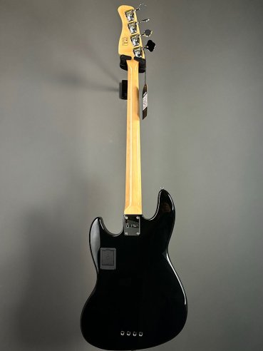 Sire Marcus Miller V7 Vintage Alder-4 (2nd Gen) Black