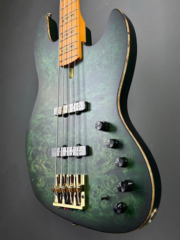Sire Marcus Miller V10-4 Trans Green Satin