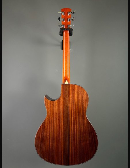 Larrivée Model C-10