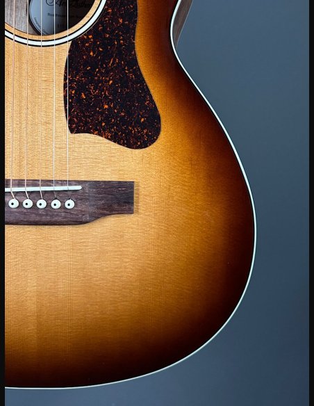 Art & Lutherie Roadhouse Lightburst GT EQ Chitarra Folk Elettrificata