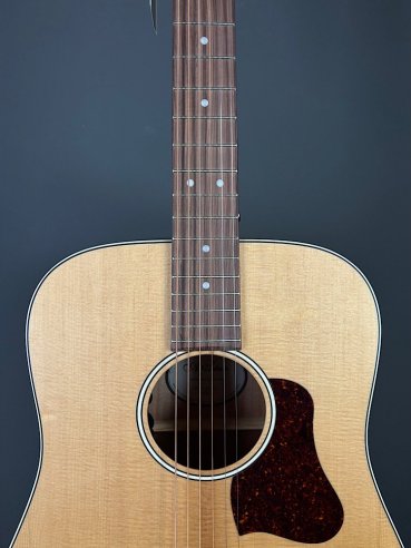 Art & Lutherie Americana EQ Chitarra Folk Elettrificata