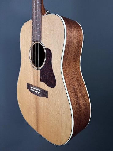 Art & Lutherie Americana EQ Chitarra Folk Elettrificata