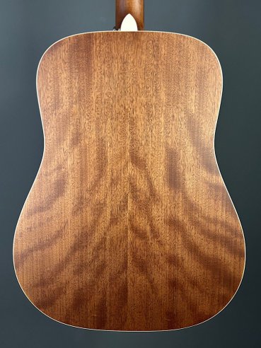 Art & Lutherie Americana EQ Chitarra Folk Elettrificata