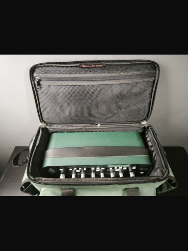 Kemper Profiling Amplifier Head Black + Profile Remote + Mission EP1-KP + Bag Profiler Stage + Case