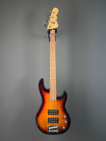 G&L L2000 Tribute Rosewood Fingerboard 3 Color Sunburst 4 Corde