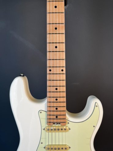 Crafter Charlotte S-MP-OW Chitarra Elettrica