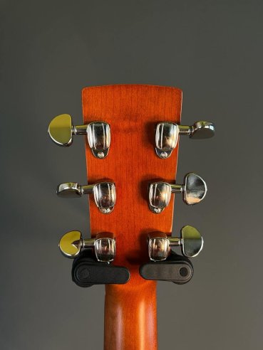 Godin Metropolis CW Natural EQ