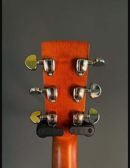 Godin Metropolis CW Natural EQ