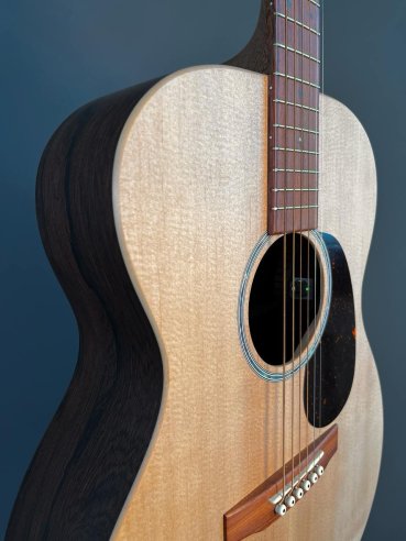 Martin 000-X2E Brazilian Remastered