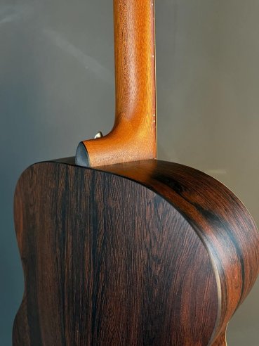 Martin 000-X2E Brazilian Remastered