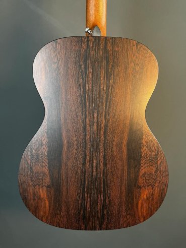 Martin 000-X2E Brazilian Remastered