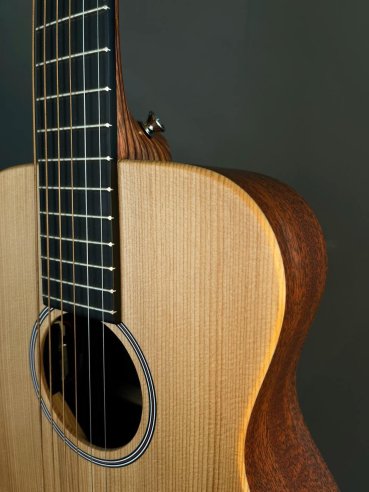 Martin LX1 RE Little Martin SN:00729789592574