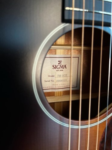 Sigmaguitars JM-SGE Dreadnought Slope Sunburst