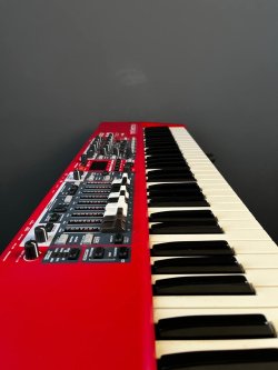 Nord Electro 6 D 61 Tasti