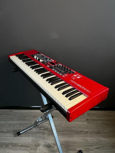 Nord Electro 6 D 61 Tasti