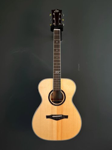 Eko TRI A300 E Cutaway Chitarra Folk Elettrificata